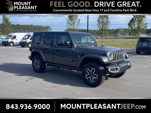Used 2025 Jeep Wrangler Sahara image 1