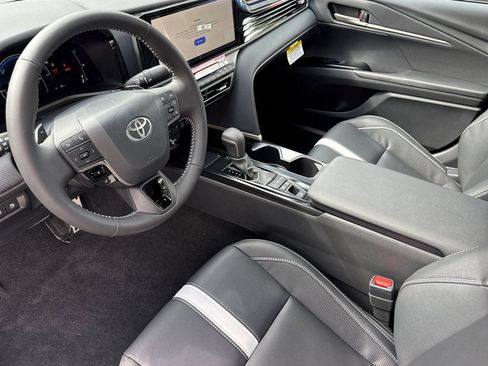 New 2026 Toyota Camry SE FWD image 10