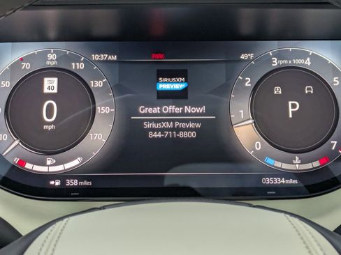 Used 2022 Land Rover Range Rover Long Wheelbase SE image 18