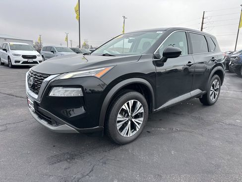 Used 2023 Nissan Rogue SV image 15