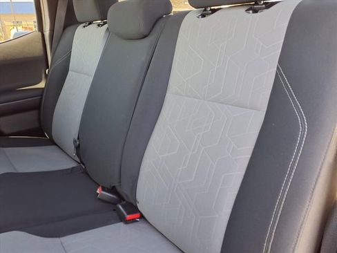 Used 2020 Toyota Tacoma TRD Sport w/ Technology Package image 9