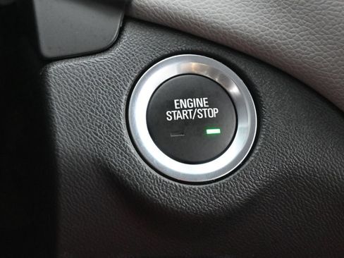 Used 2024 Chevrolet Equinox LS w/ LS Convenience Package FWD image 27