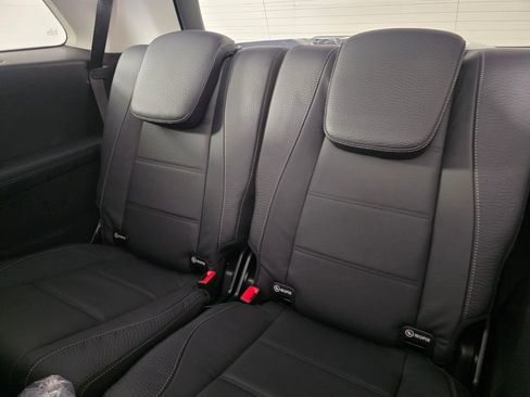 New 2026 Mercedes-Benz GLS 450 4MATIC image 13