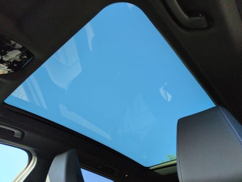 Used 2025 BMW X3 xDrive30i w/ Premium Package image 27