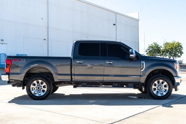 Used 2017 Ford F250 Lariat w/ Lariat Ultimate Package AWD/4WD image 9