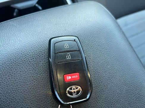 Used 2025 Nissan Altima 2.5 SR image 18