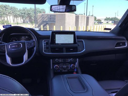 Used 2022 GMC Yukon SLT w/ SLT Premium Package RWD image 12