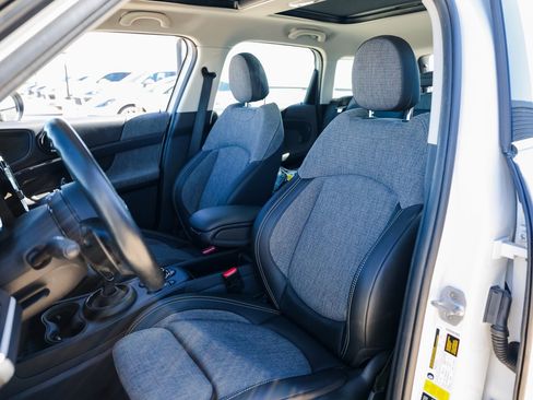 Used 2020 MINI Cooper Countryman S w/ Premium Package image 5