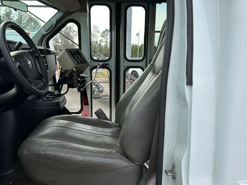 Used 2008 Chevrolet Express 3500 w/ School Bus Package image 8