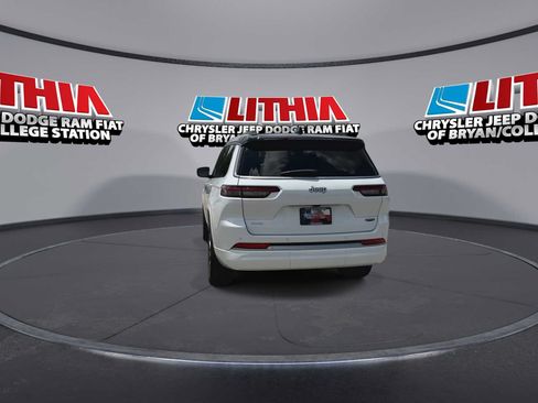 New 2026 Jeep Grand Cherokee L Summit w/ Advanced Protech Group IV AWD/4WD image 7
