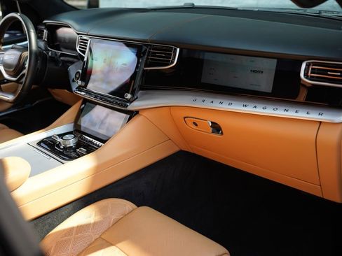 Used 2023 Jeep Grand Wagoneer Series III image 21