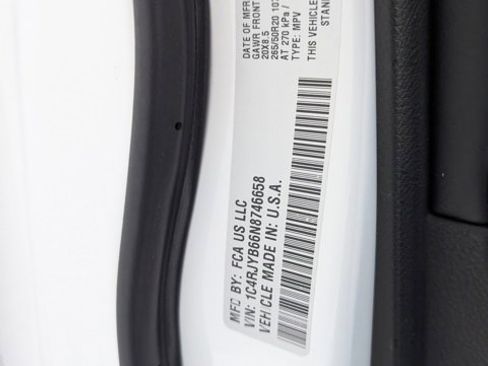 Used 2022 Jeep Grand Cherokee Limited 4xe image 27