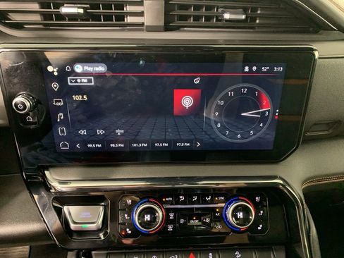 Used 2022 GMC Sierra 1500 AT4 w/ AT4 Preferred Package image 26