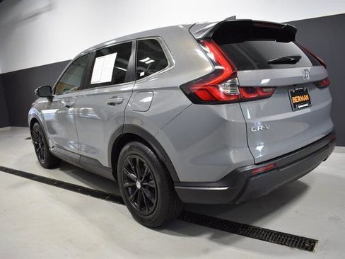 Used 2025 Honda CR-V EX-L image 3