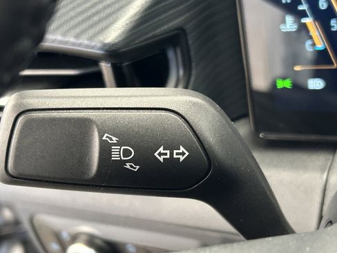 Used 2025 Ford Mustang Coupe image 20