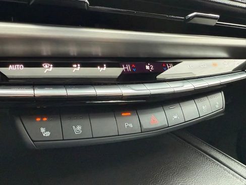 Certified 2024 Cadillac XT4 Sport AWD/4WD image 43