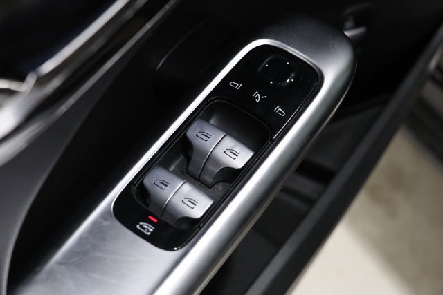 Used 2025 Mercedes-Benz C 300 4MATIC Sedan image 21