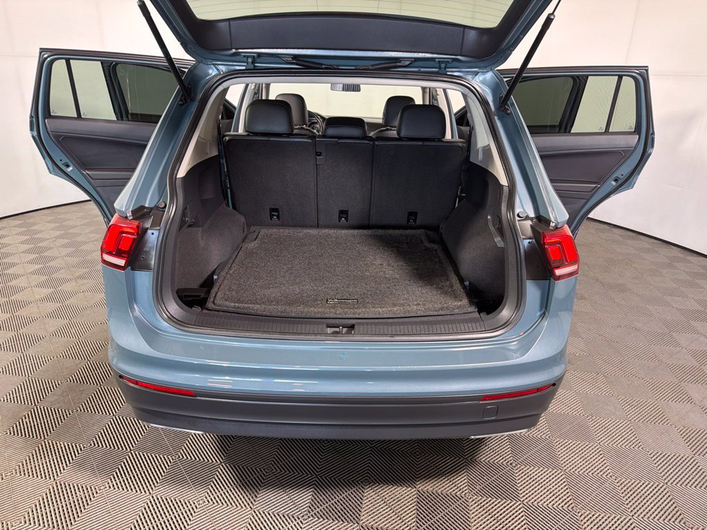 Used 2019 Volkswagen Tiguan SE w/ Panoramic Sunroof Package AWD/4WD image 19