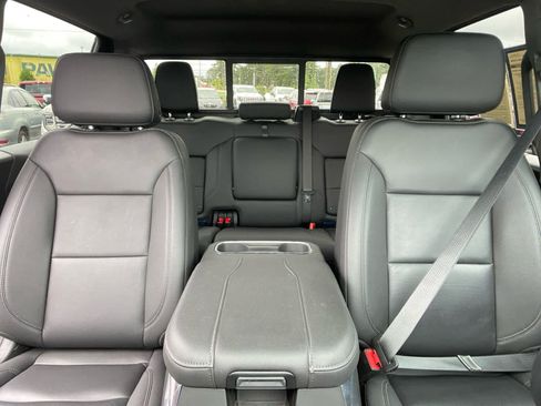 Used 2025 Chevrolet Silverado 1500 RST AWD/4WD image 28