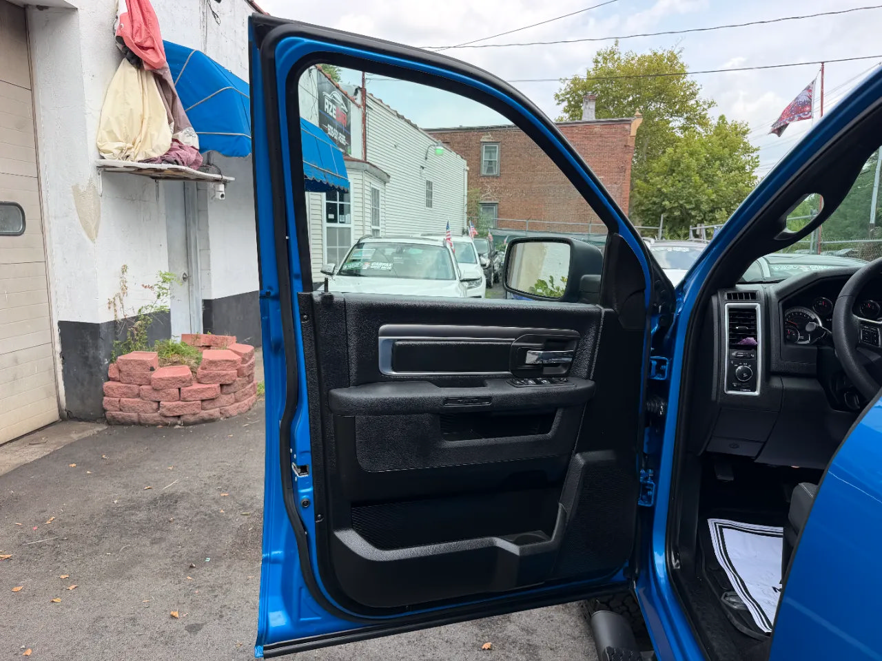Used 2021 RAM 1500 Warlock w/ Electronics Group AWD/4WD image 26