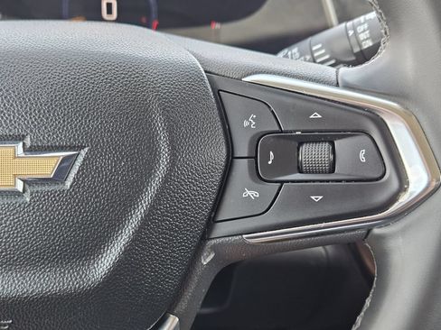 Used 2025 Chevrolet Trax LT w/ Driver Confidence Package FWD image 29
