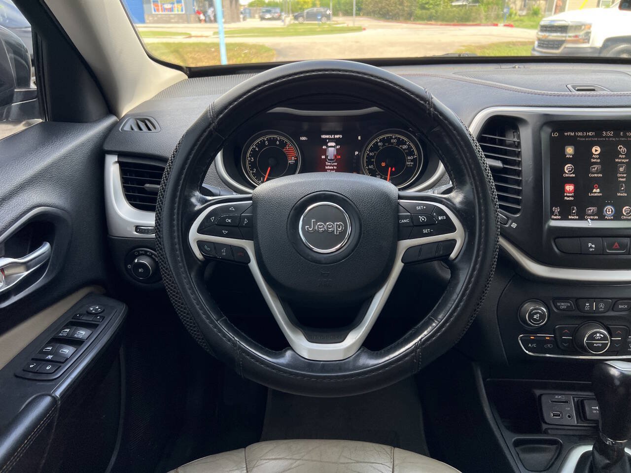 Used 2016 Jeep Cherokee Limited FWD image 18
