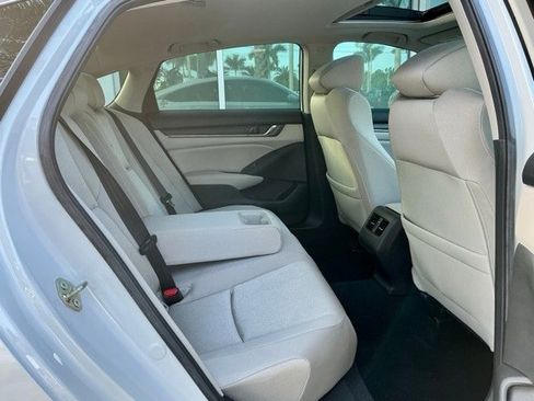 Used 2020 Honda Accord EX image 13