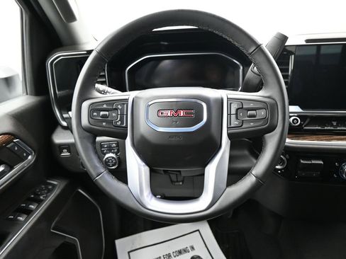 Used 2024 GMC Sierra 2500 SLE w/ SLE Value Package; image 10