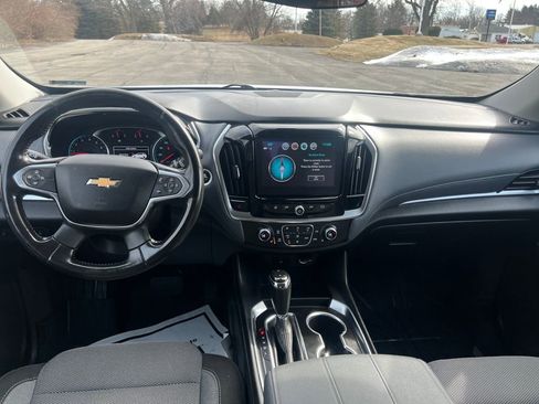 Used 2019 Chevrolet Traverse LT image 25