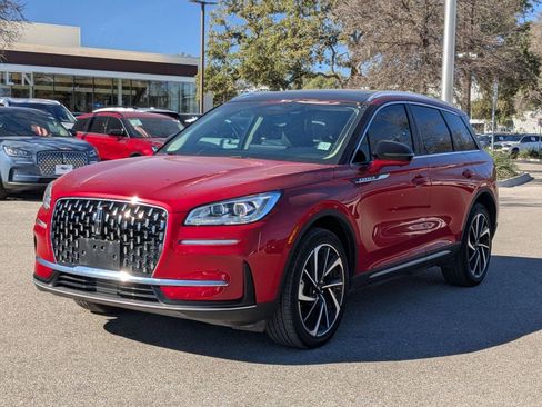 Used 2024 Lincoln Corsair Reserve w/ Equipment Group 201A image 7