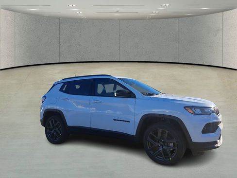 New 2026 Jeep Compass Latitude AWD/4WD image 3