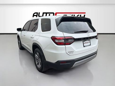 Used 2025 Honda Pilot EX-L image 5