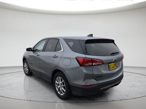 Used 2024 Chevrolet Equinox LT w/ LPO, Blackout Package AWD/4WD image 6