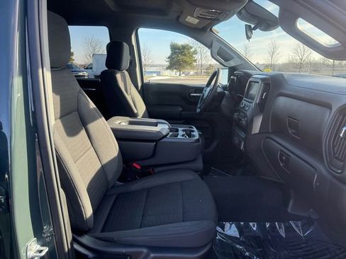 Certified 2025 Chevrolet Silverado 1500 Custom Trail Boss image 17