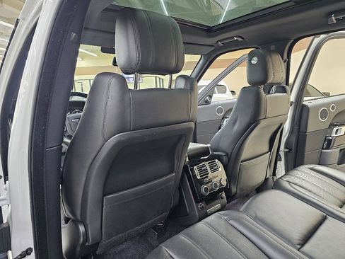 Used 2014 Land Rover Range Rover Supercharged image 26