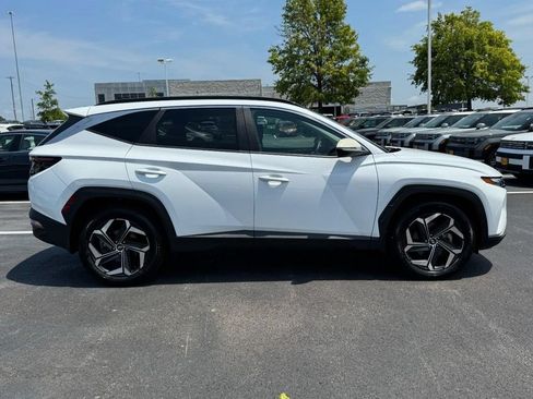 Used 2022 Hyundai Tucson SEL w/ Cargo Package AWD/4WD image 2