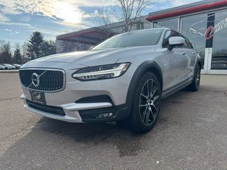 Used 2020 Volvo V90 T6 Cross Country video 1