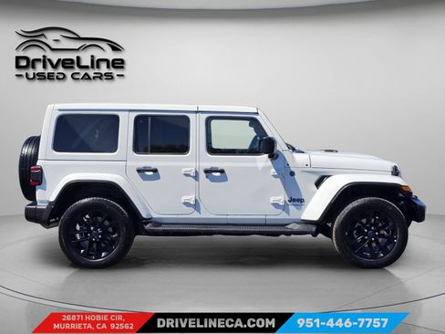 Used 2025 Jeep Wrangler Unlimited Sahara AWD/4WD image 11