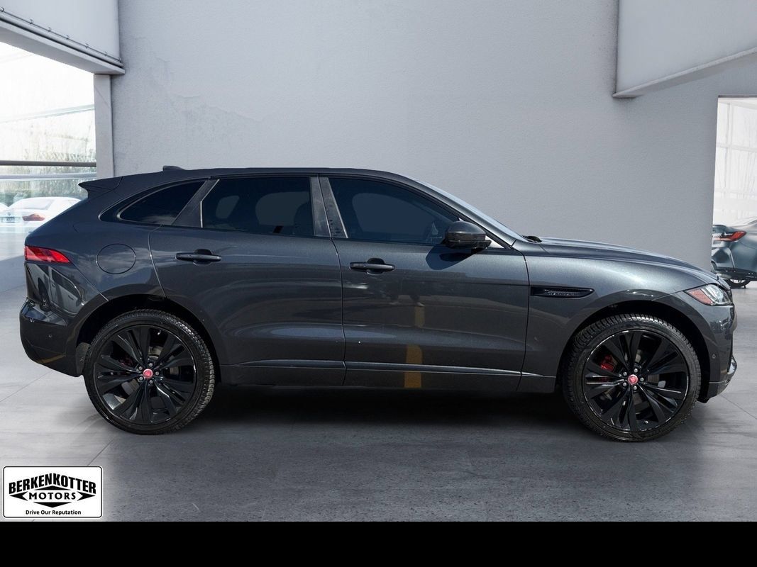 Used 2018 Jaguar F-PACE S AWD/4WD image 2