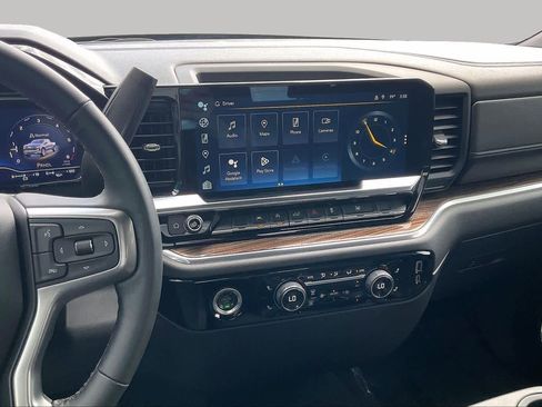 Used 2024 Chevrolet Silverado 1500 RST RWD image 7