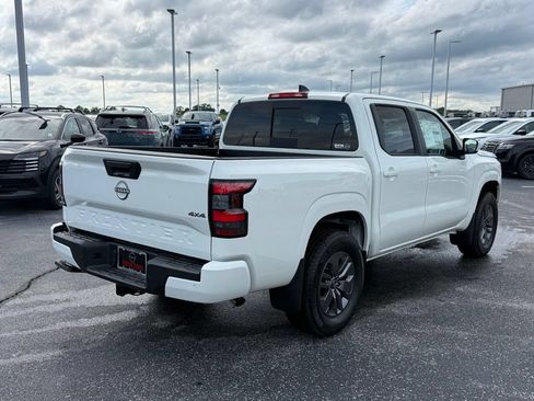 New 2026 Nissan Frontier SV w/ All-Weather Content Package AWD/4WD image 33