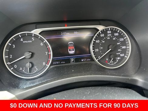 Used 2025 Nissan Sentra SV FWD image 9