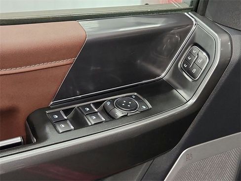 Used 2023 Ford F150 Lariat w/ Equipment Group 502A High image 28