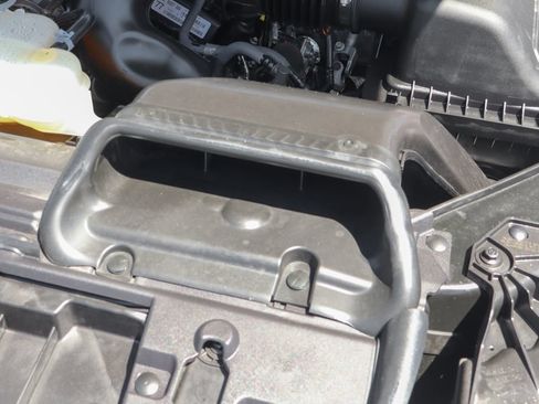 Used 2025 Ford F150 Raptor AWD/4WD image 18