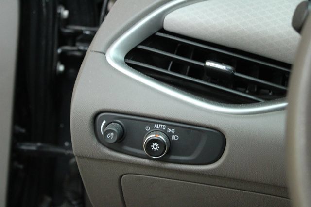 Used 2016 Chevrolet Malibu LS FWD image 15