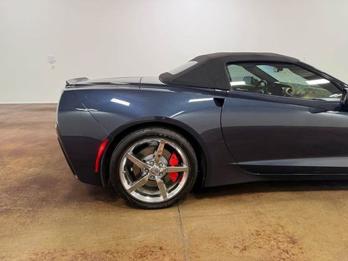 Used 2014 Chevrolet Corvette Stingray Convertible image 32