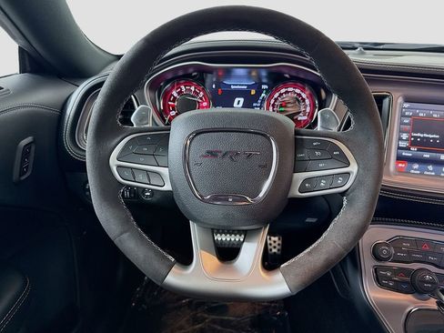 Used 2023 Dodge Challenger SRT Hellcat image 11