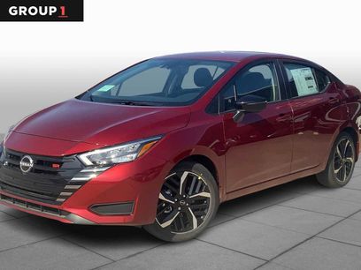New 2025 Nissan Versa SR w/ Trunk Package