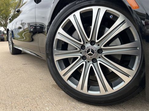 Used 2023 Mercedes-Benz E 350 Sedan image 7