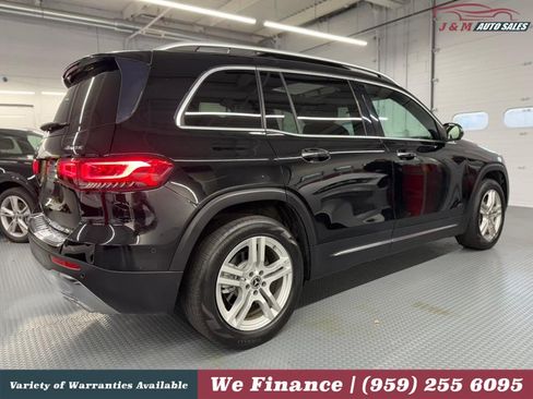 Used 2021 Mercedes-Benz GLB 250 4MATIC image 7